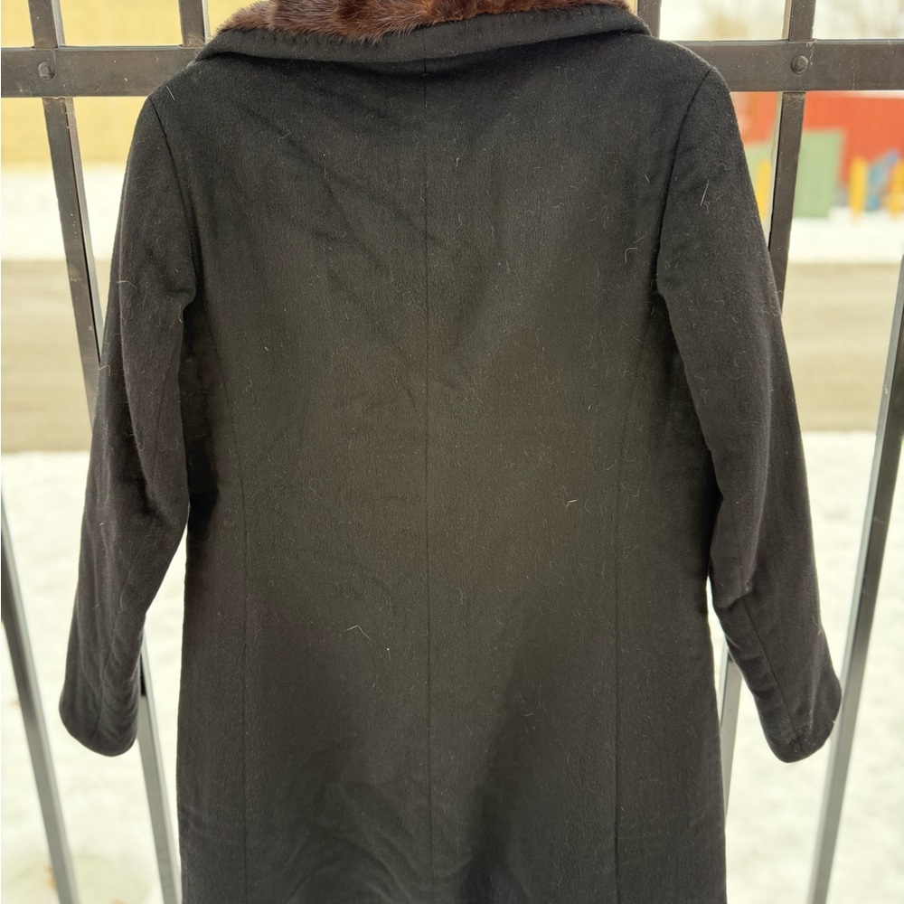 Black Coat with Mink Collar M - Picture 9 of 13